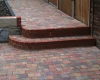 Bricklaying for path & steps